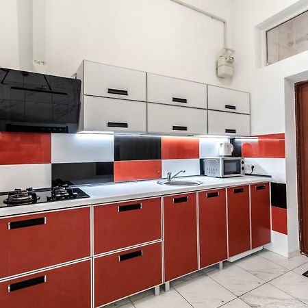 Kumpel Apartment Lviv Buitenkant foto
