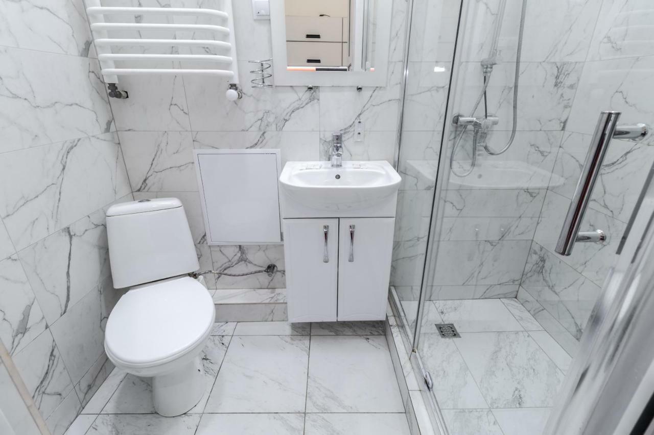 Kumpel Apartment Lviv Buitenkant foto