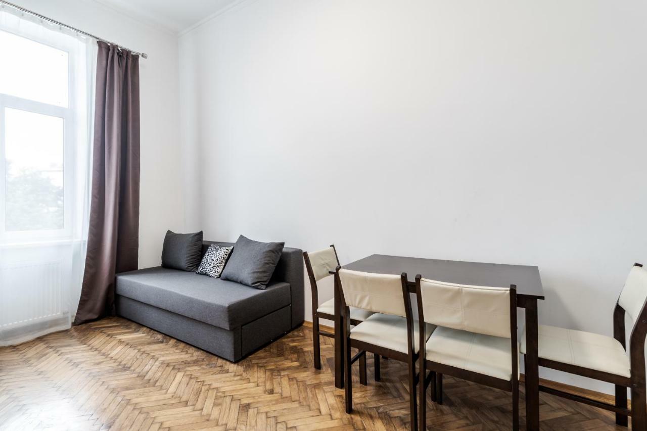 Kumpel Apartment Lviv Buitenkant foto